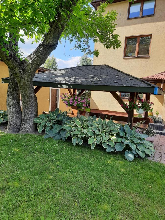 Apartament Naleczow Dom Pod Orzechami Exterior foto